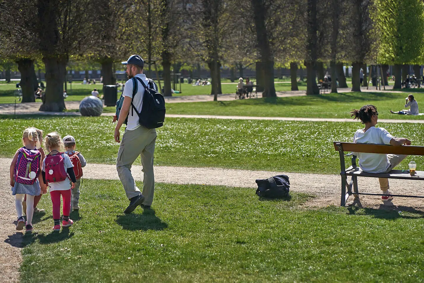 Kongens Haves øvrige gæster skal ikke forstyrres af fester. Derfor er der også kommet regler for lyd i haven.