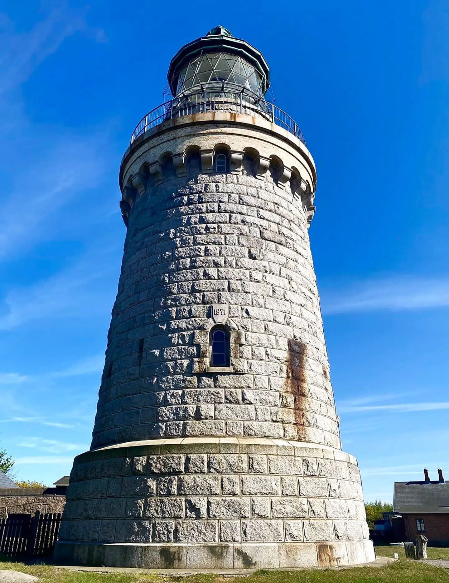 Man kan sagtens bruge flere dage på at gå ture på Hammerknuden.