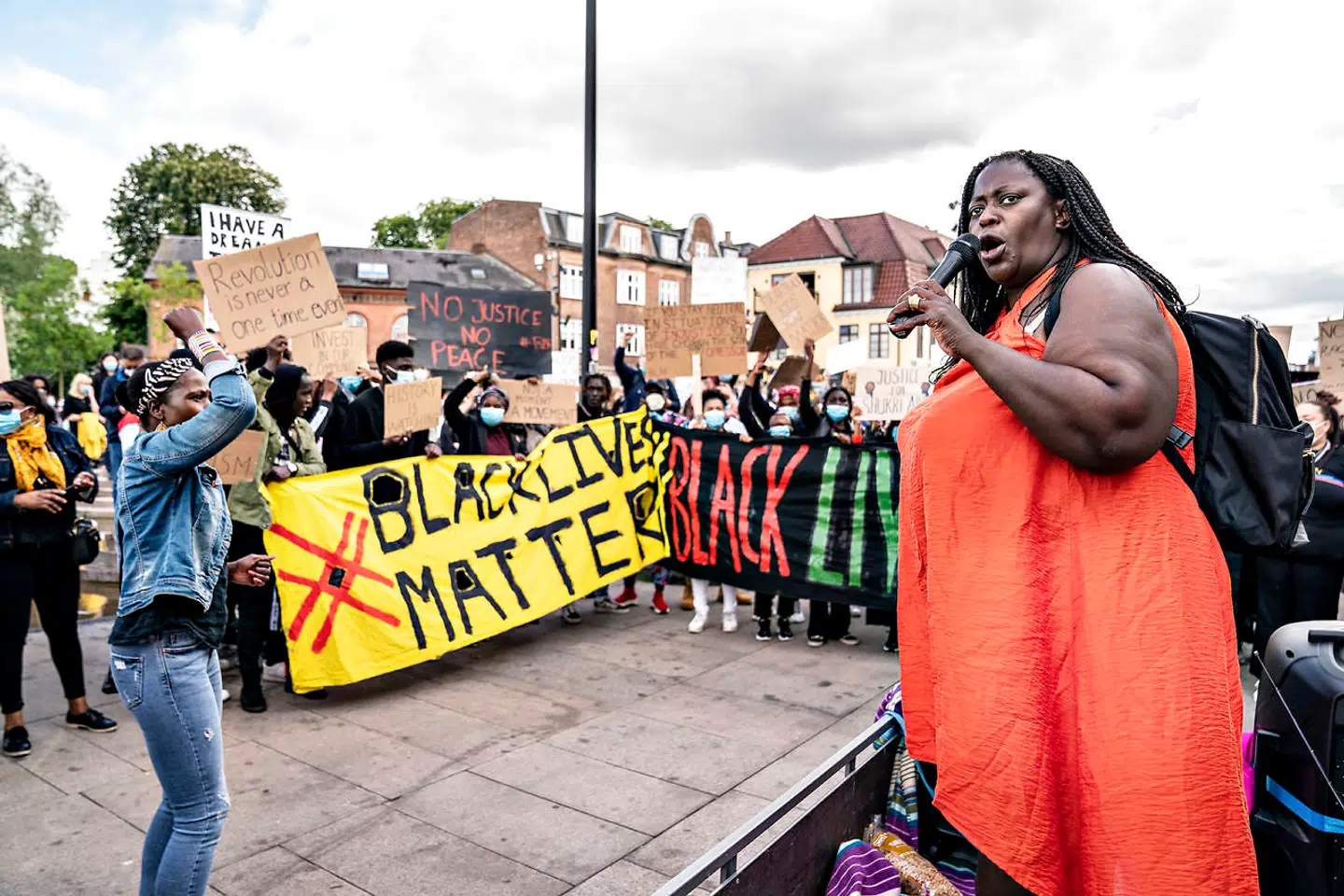 »Når jeg bytter 'numerologi' ud med de mest tossede versioner af identitetspolitik, kan jeg meget bedre forstå Bwalya Sørensen og hendes ligesindedes handlinger, der ellers for mig virker en anelse kontraproduktive,« skriver Fatima Haji Larsen.