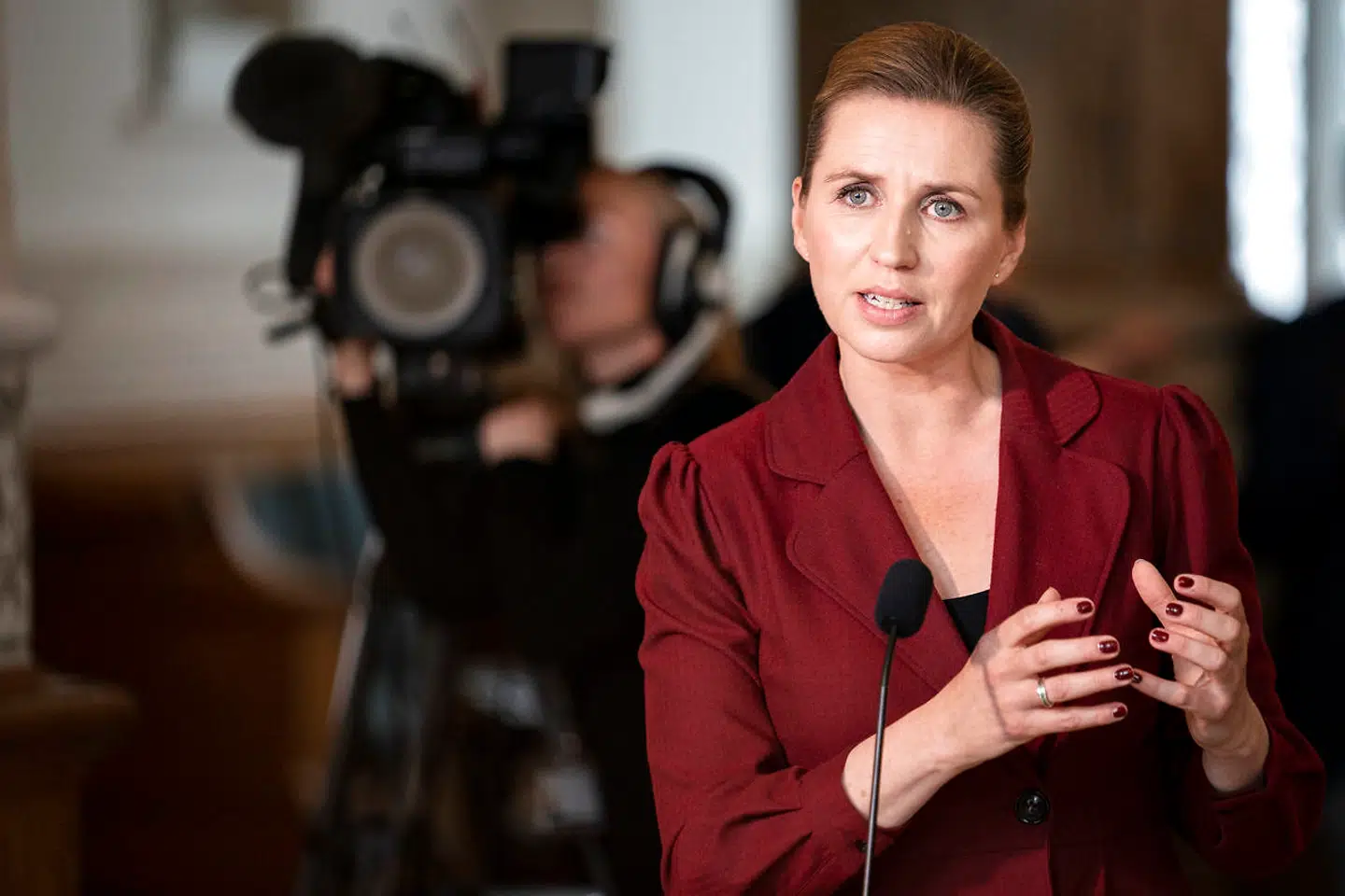 Hver tredje respondent ville stemme på Socialdemokratiet, hvis der var valg i dag. Men den historiske opbakning vil vende på et tidspunkt, bedyrer valgforsker.