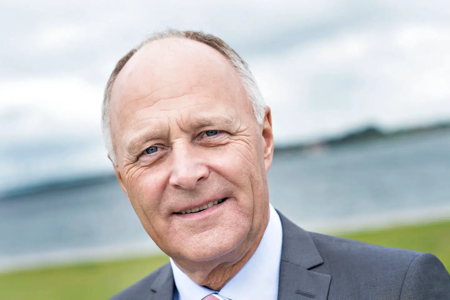 A/S United Shipping & Trading Companys topfigur, Torben Østergaard-Nielsen, har gjort døtrene styrtende rige – men hvem skal bestemme i virksomheden?