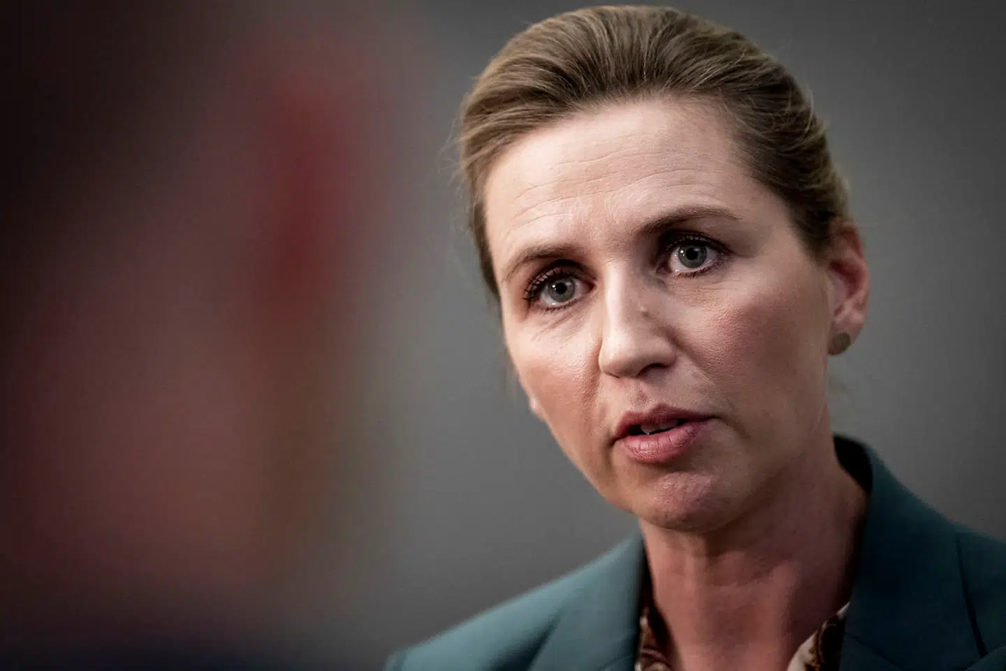 Arkiv. Regeringen foreslår, at borgerne skal have udbetalt to uger af deres indefrosne feriepenge for at stimulere økonomien under coronasituationen, erfarer Børsen.