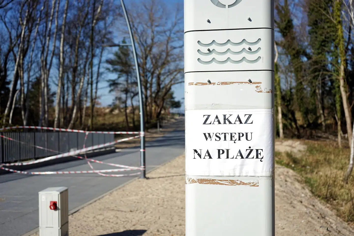 Mens mange europæiske lande registrerer færre nye coronasmittede, ser Polen ud til at stå i landets hidtil værste uge. Antallet af nye smittede er steget, selv om Polen længe har været lukket delvist ned.