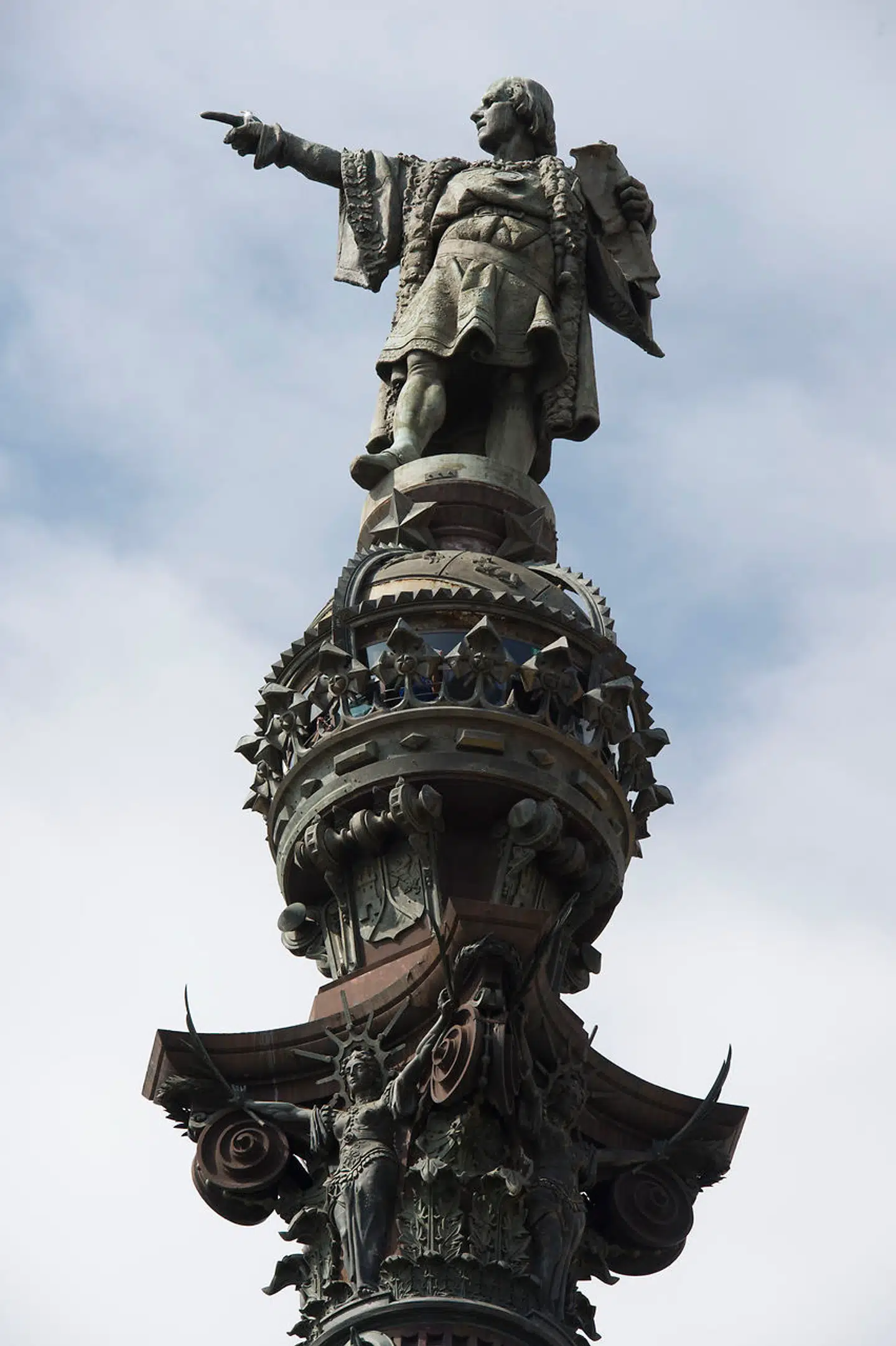 Et monument over Christoffer Columbus i Barcelona står i øjeblikket til nedrivning - bystyret ser manden som indbegrebet af »slaveri og imperialisme«. Foto: JOSEP LAGO / AFP