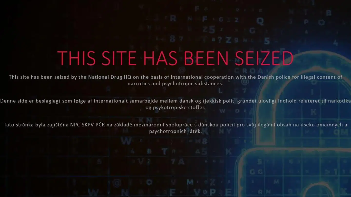 Dansk politi har beslaglagt domænet Atlayo.com, som ifølge sigtelsen mod to danske mænd fra Vestsjælland blev anvendt som narkotikacentral og salg af kilovis af kokain, MDMA, speed og cannabis. Billedet er et screenshot af hjemmesiden, som altså nu er overtaget af dansk politi.