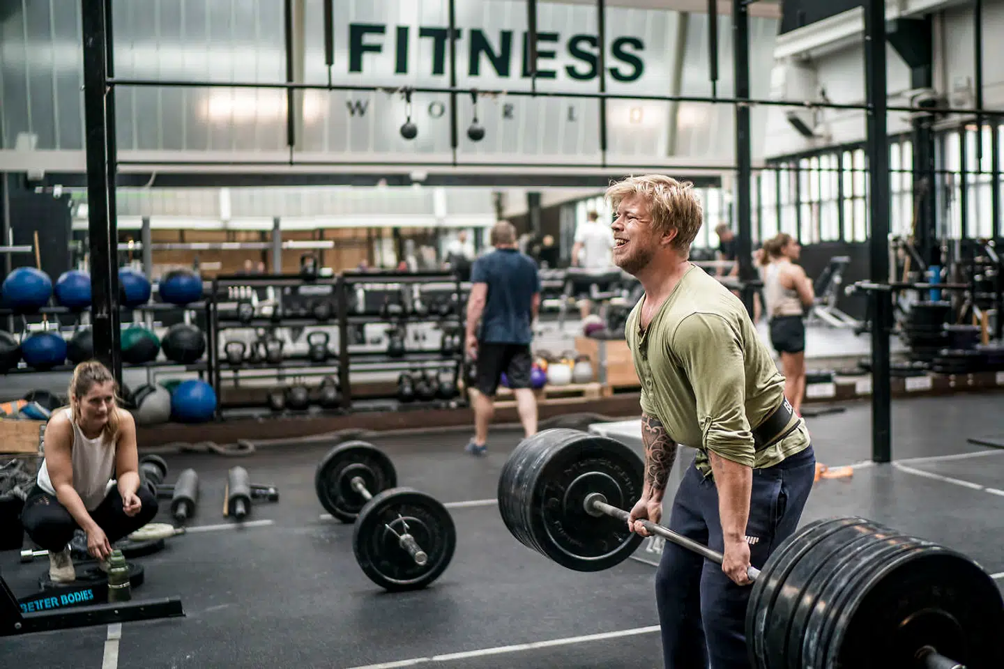 »Jeg har meget svært ved at se for mig, hvordan man kan lave en smittefri fitnesscenterstation,« siger speciallæge i infektionssygdome.