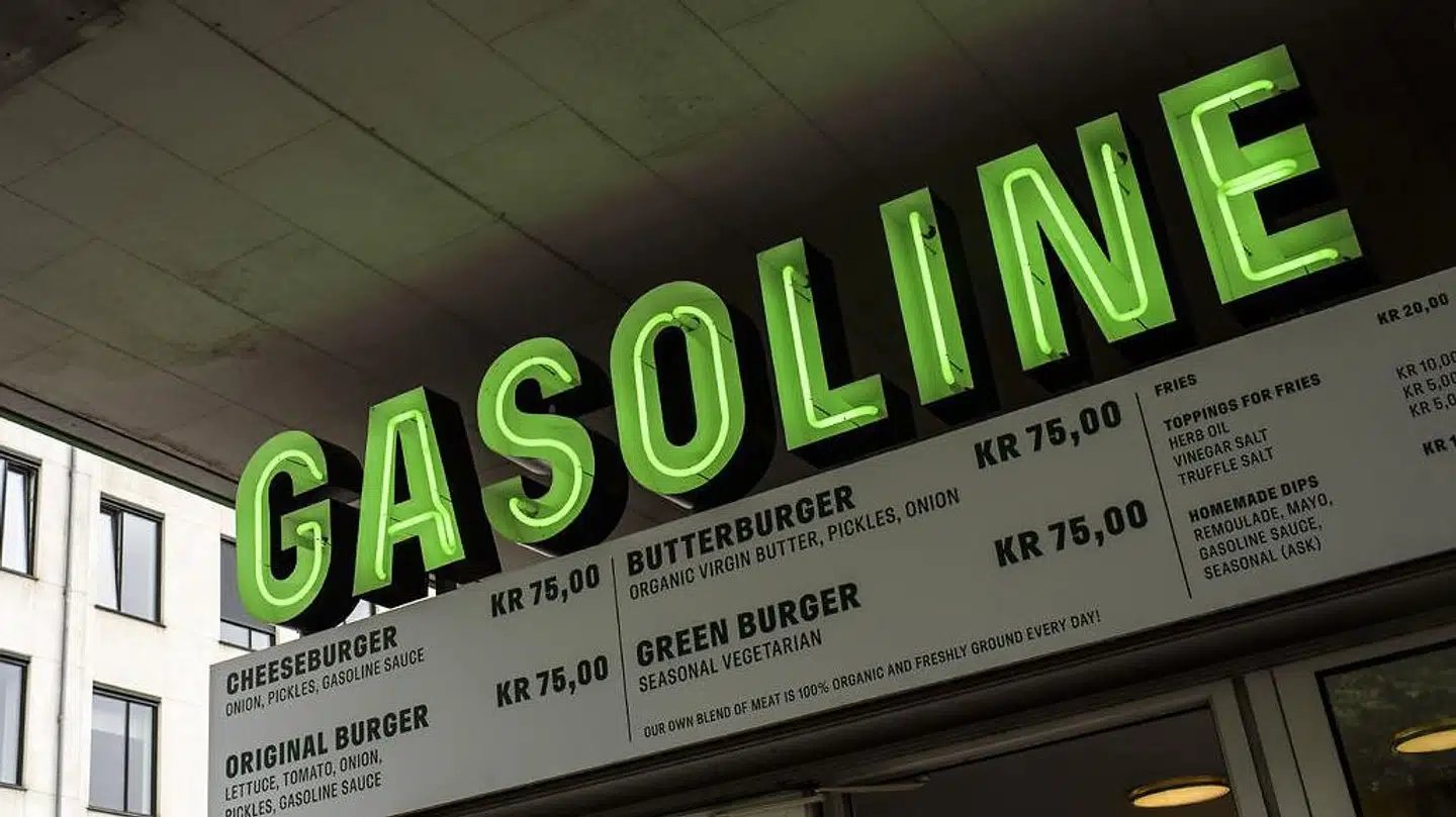 Gasoline Grill har længe rangeret som nr. 1 i landet, men bliver nu ikke bare presset fra Noma, men også fra Burger Shack. Det er dog stadig uden diskussion en formidabel burger. De burde dog arbejde lidt med deres fritter, mener Søren Frank.