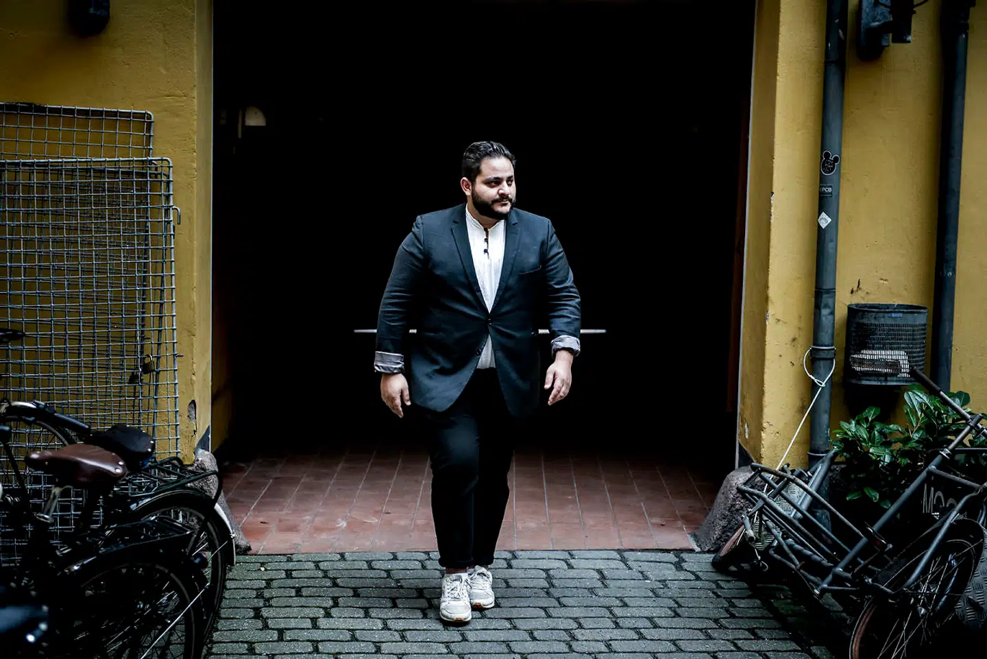 »Det er 11 dage siden, George Floyd blev dræbt. Og det var først i går, at jeg tror, at jeg forstod, hvorfor den her kamp kommer fra et andet sted,« skriver Niddal El-Jabri i denne kommentar.