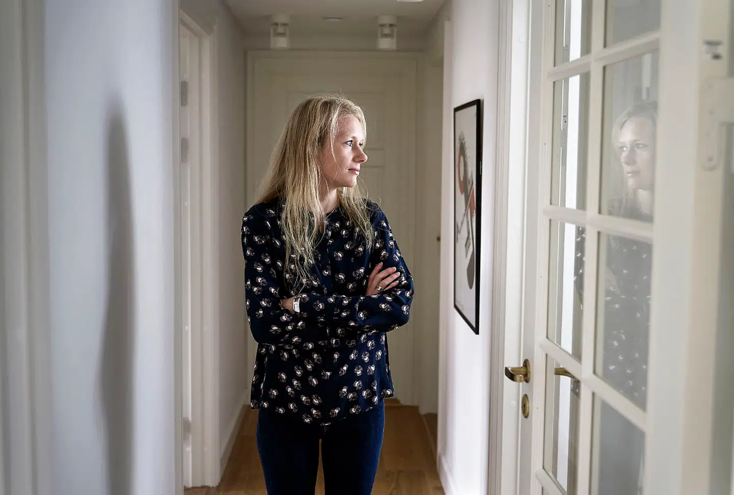 Sognepræst Marie Høgh er blandt dem, der mener, at fraværet af kvinder i en ny video er påfaldende. »Man kan ikke andet end tænke, at der er taget et kulturelt særhensyn,« siger hun.