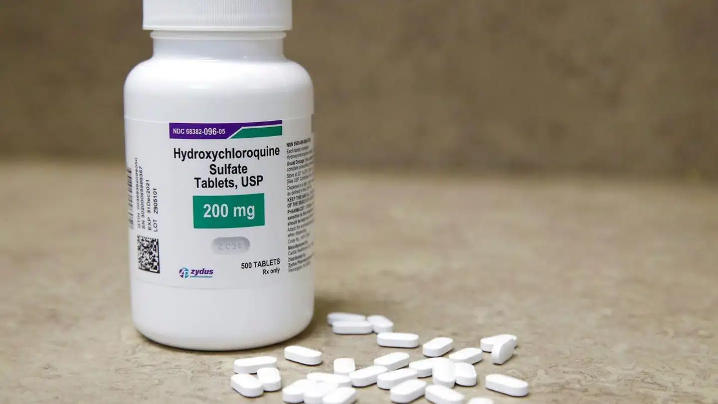 Hydroxyklorokin viser sig i nyt studie ikke bedre til at beskytte mod coronavirussen end placebomedicin, som ikke har nogen dokumenteret virkning.