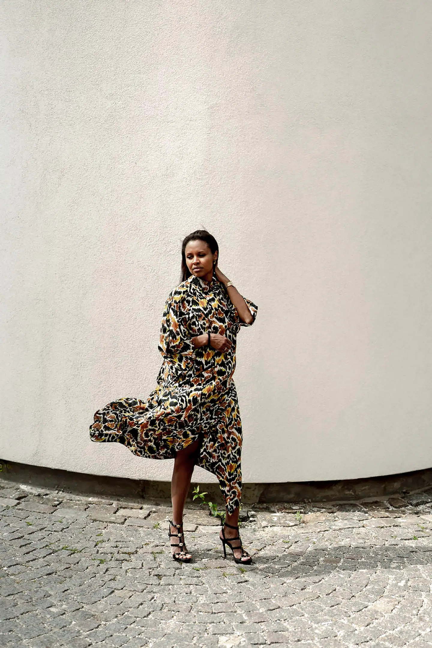 »Danske kvinder er meget stærke og har groet sig et par gedigne nosser de seneste årtier, men samtidig må man så spørge, hvor mændene har parkeret deres henne?«