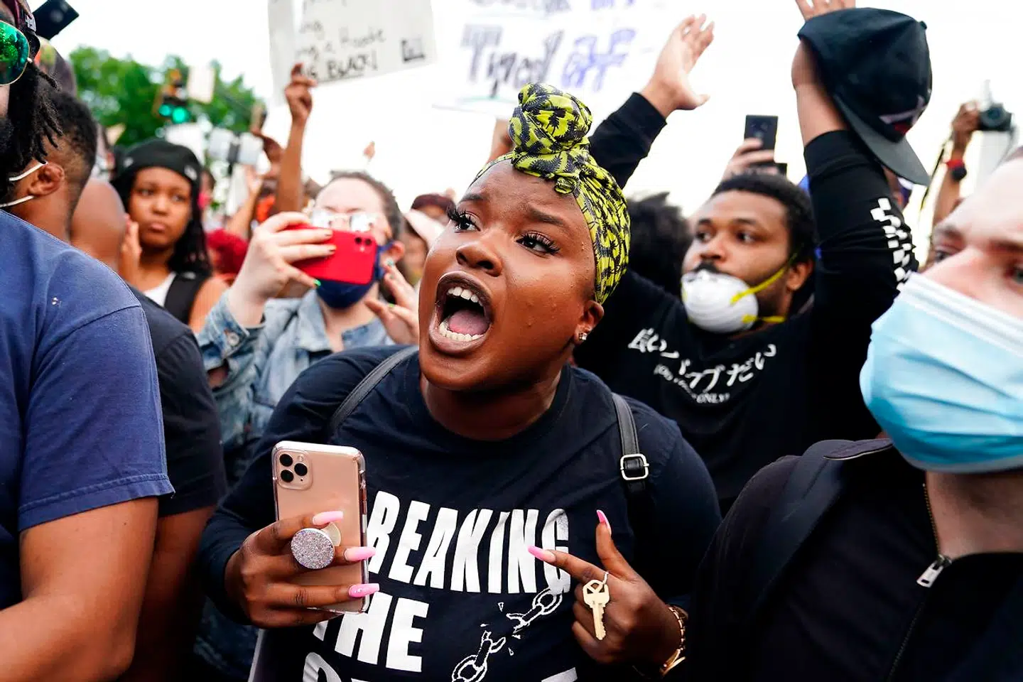 Protest i Atlanta natten til mandag.