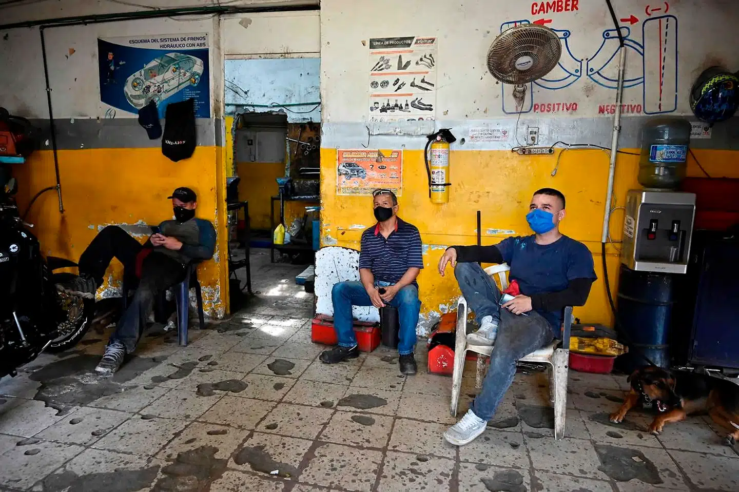 Økonomisk har nedlukningerne været katastrofale. Det er slemt nok i de højtudviklede økonomier, skriver Ricardo Hausmann, men endnu værre i vækst- og udviklingslandene.