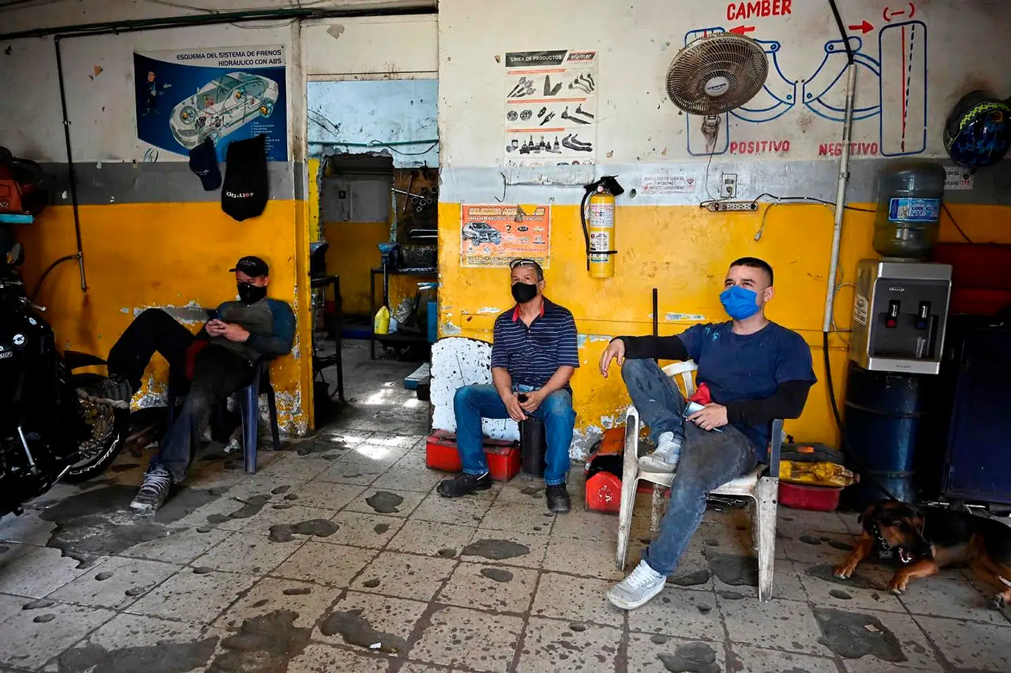 Økonomisk har nedlukningerne været katastrofale. Det er slemt nok i de højtudviklede økonomier, skriver Ricardo Hausmann, men endnu værre i vækst- og udviklingslandene.