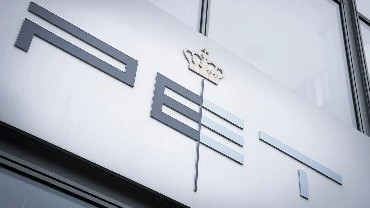 En 58-årig mand med forbindelser til hårdkogte islamistiske miljøer er død af covid-19.