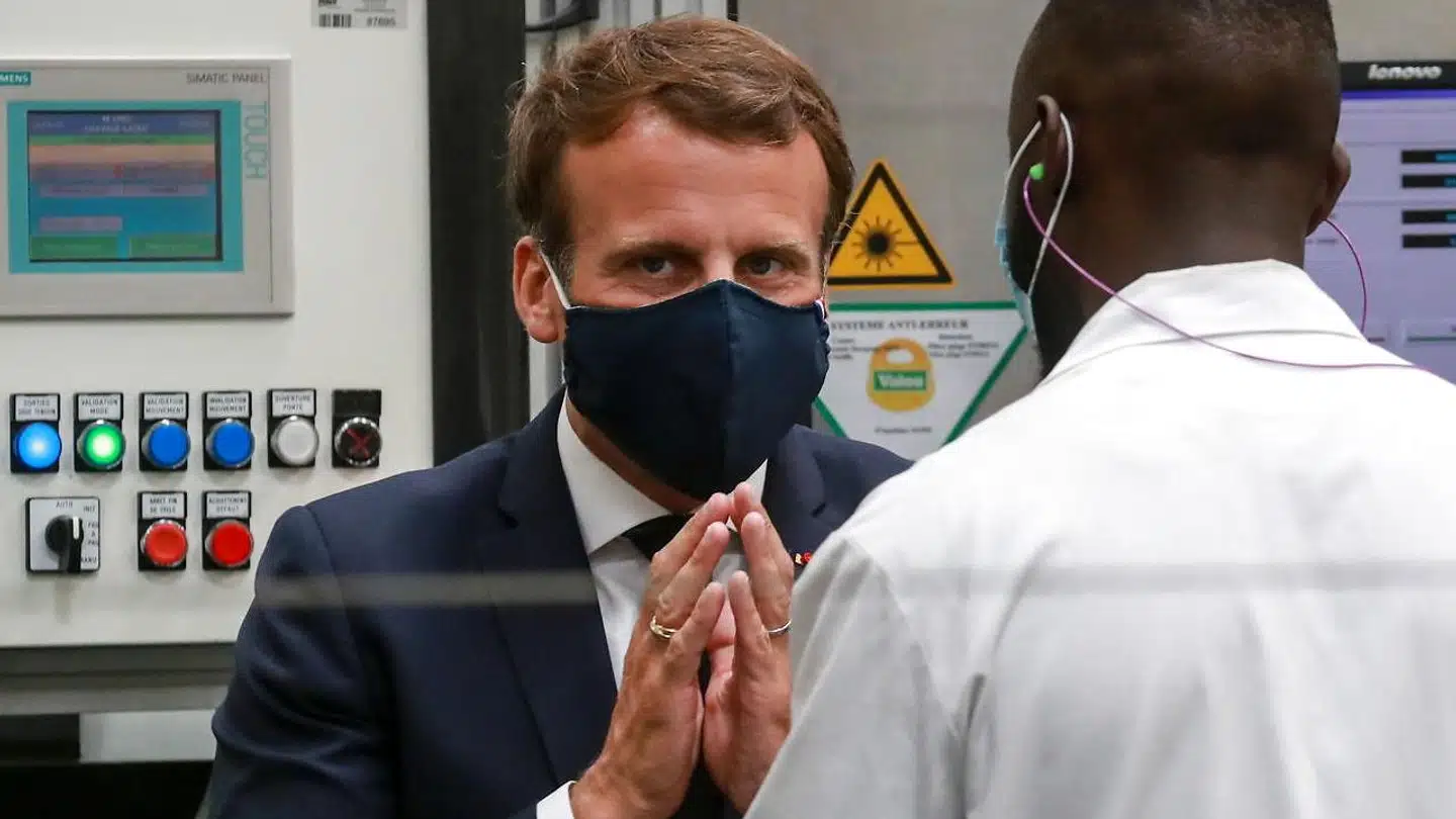 Den franske præsident, Emmanuel Macron, har annonceret mere hjælp til fransk bilindustri. Hele den europæiske økonomi er i knæ, men hvor serviceerhverv vil opleve forbedringer i takt med genåbningen, er industriens udsigter langt mere usikre.