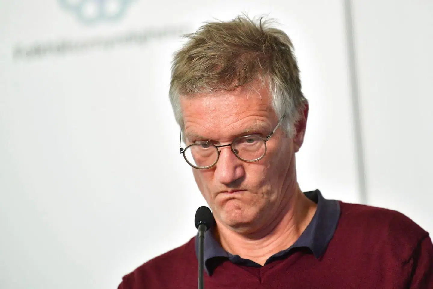 Anders Tegnells forgænger stiller nu spørgsmål ved den svenske kurs. »Vi fik en alt, alt for stor smittespredning i begyndelsen,« siger den tidligere statsepidemiolog, Annika Linde, i et interview med Berlingske.