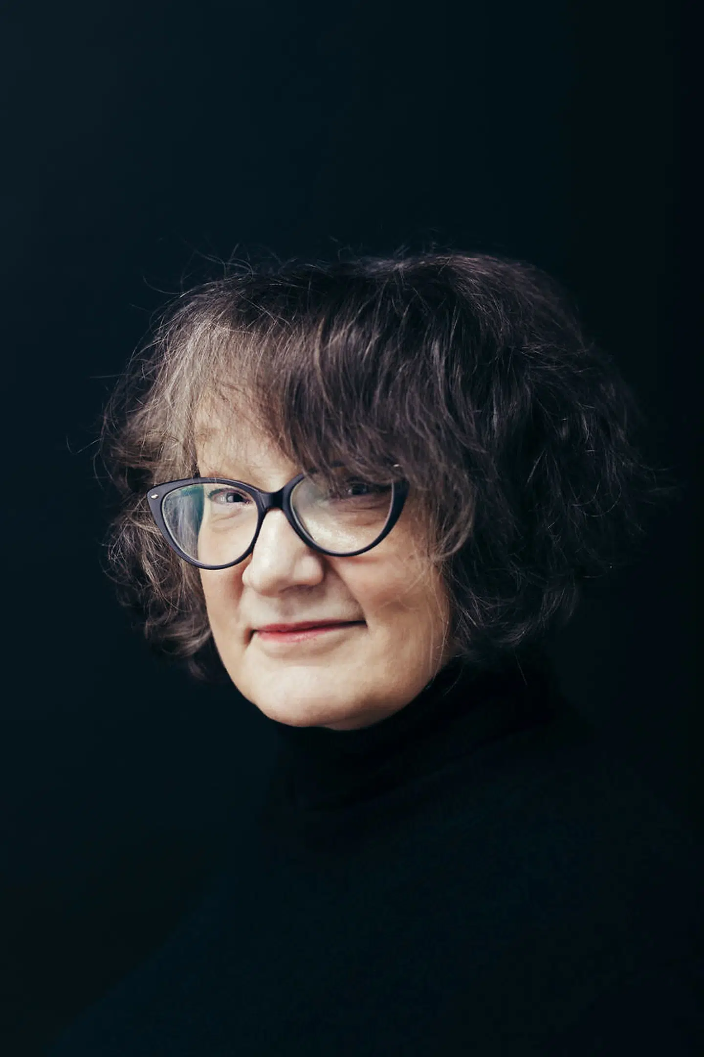 Måske er det i virkeligheden dét, Monika Fagerholms roman er allermest: en udstilling af sammenhængen mellem en god, almægtig Gud og eksistensen af lidelse og ondskab i verden.