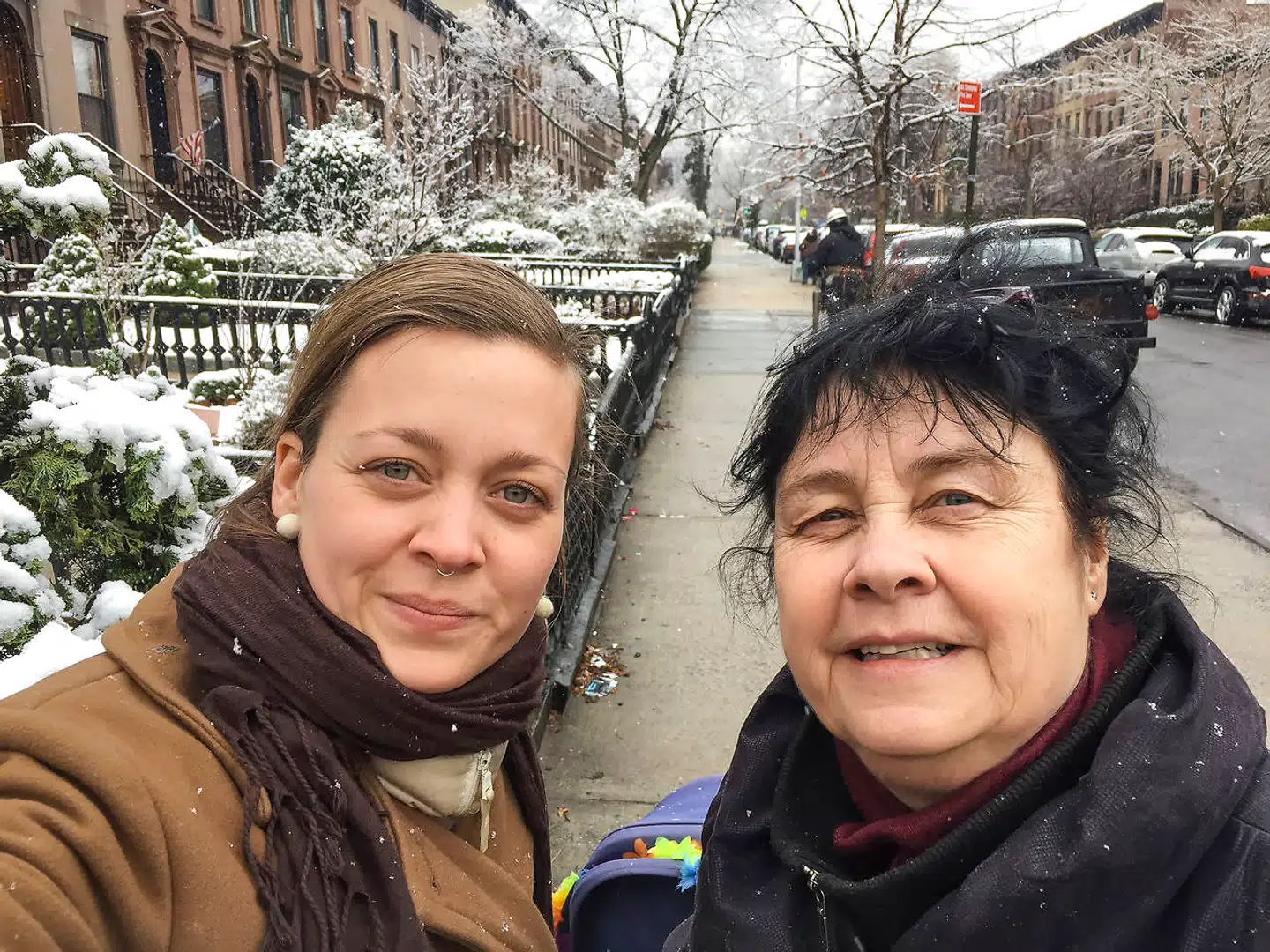 Laura Hauchs mor plejer at komme til New York cirka to gange om året. I år var det meningen, hun skulle være i byen de første to uger af sit nye barnebarns liv.