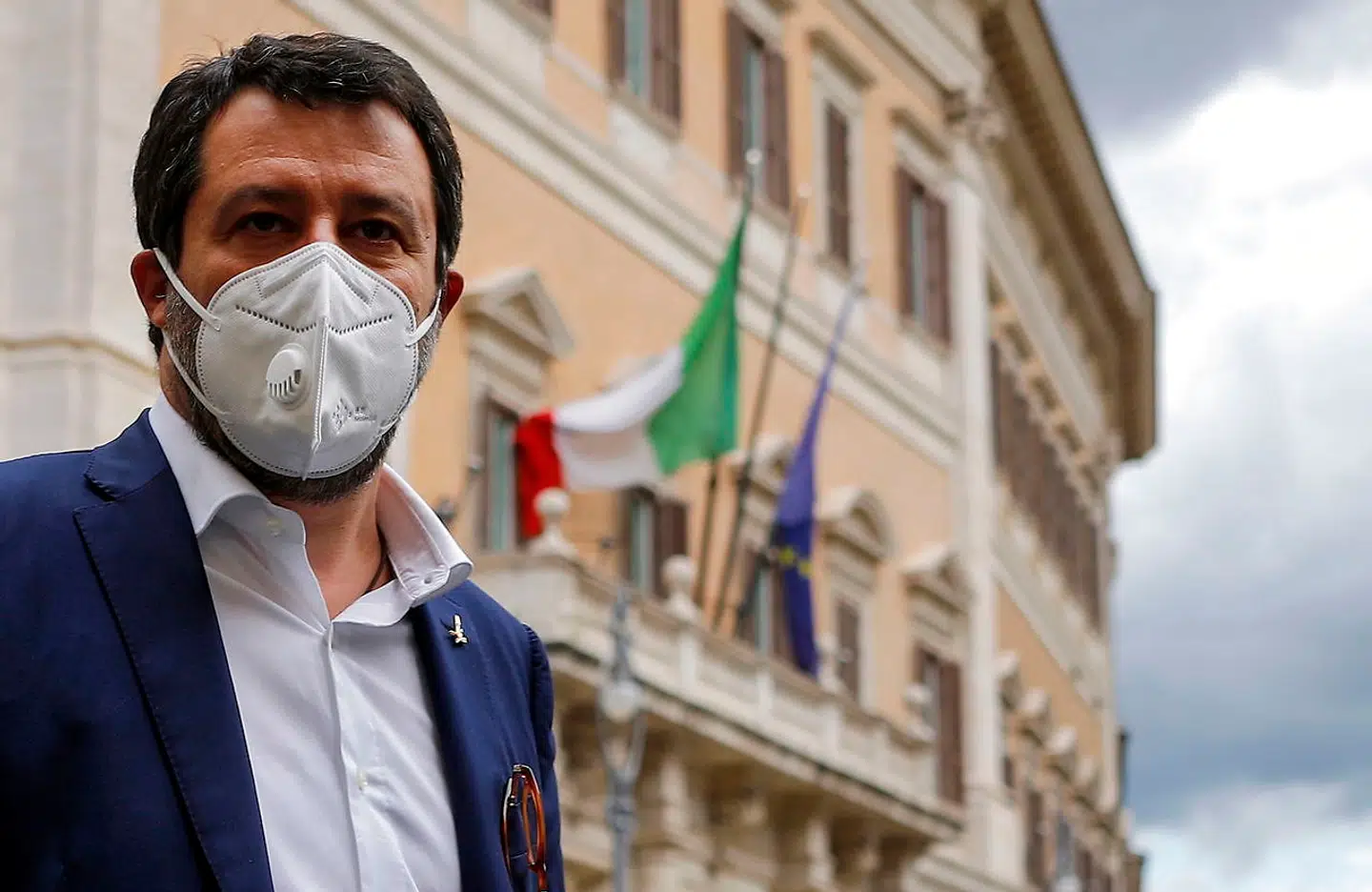 For kun godt et halvt år siden lignede det et spørgsmål om tid, før Matteo Salvini ville erobre regeringsmagten i Italien med et komfortabelt flertal. Men Lega-lederen har, ligesom andre højrenationale politikere, svært ved at navigere i coronavirusepidemiens radikalt forandrede politiske landskab.