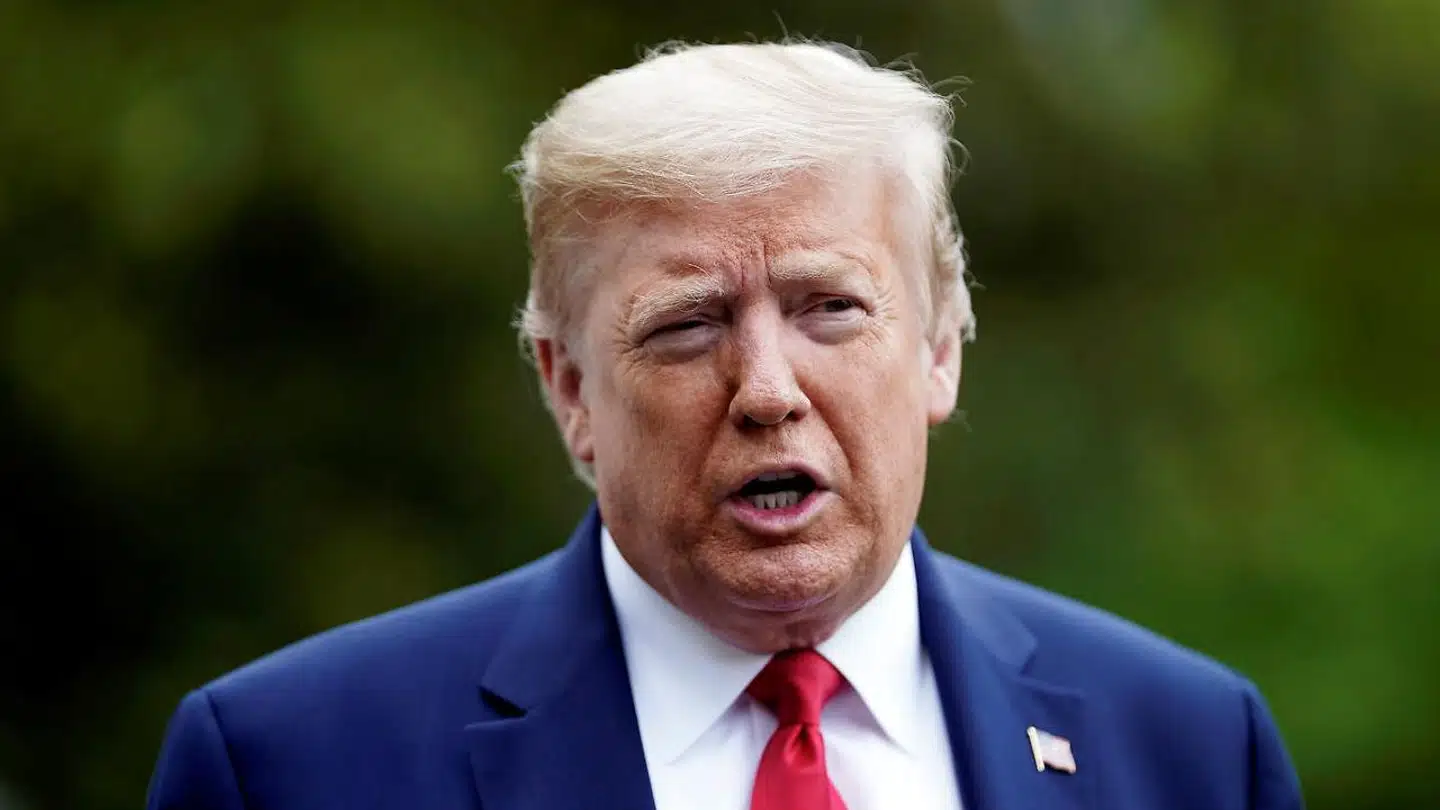 »Voldsomt inkompetent« er ordene, præsident Donald Trump knytter til Barack Obama efter indirekte at have modtaget kritik af sin administrations håndtering af coronakrisen.