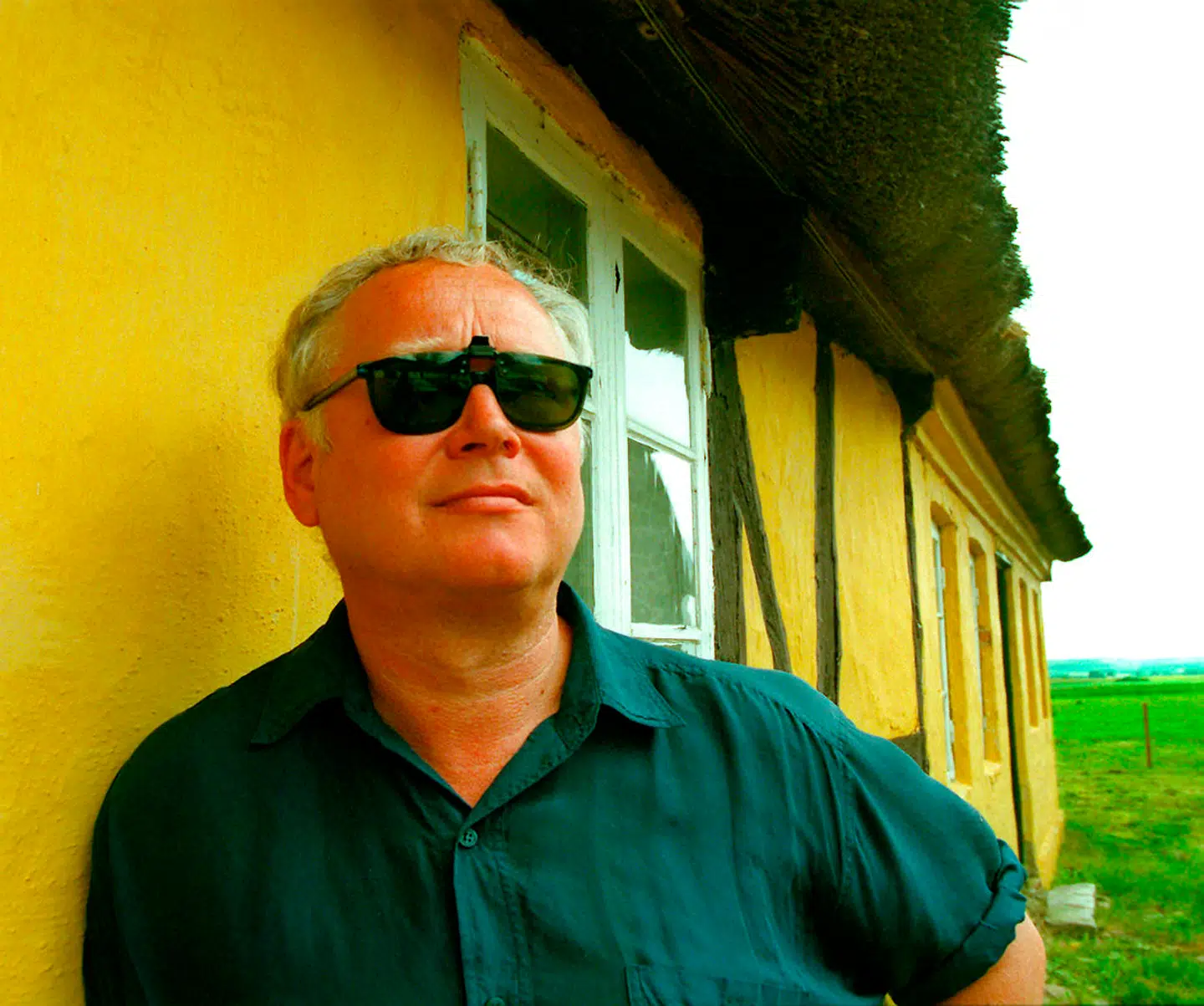 Karl Aage Rasmussen er oprindeligt komponist og professor ved Det Jyske Musikkonservatorieum, men har de seneste år mest gjort sig i bøger om andre komponister.