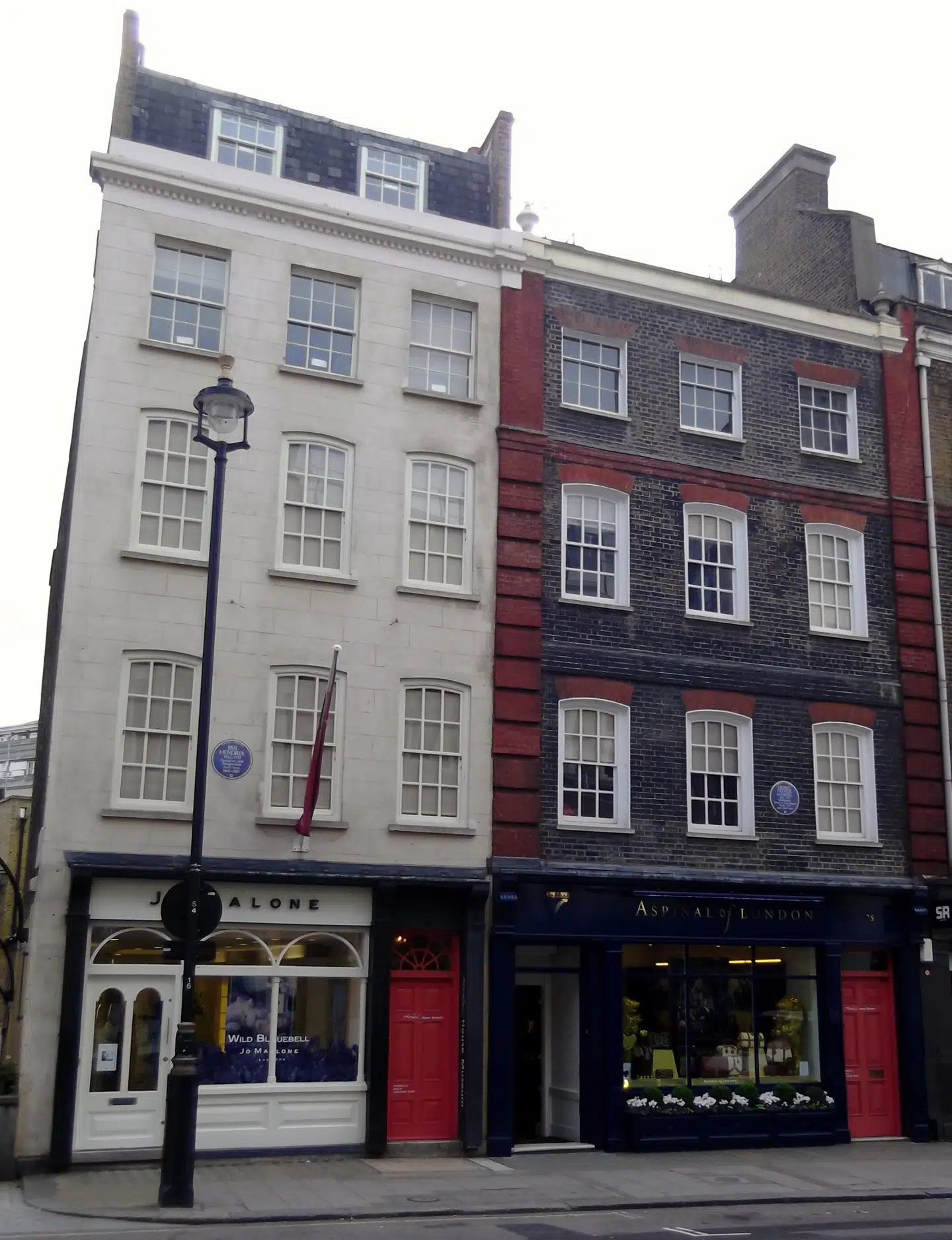 Händels hus i Brook Street nr. 25 er blevet til et vellykket museum og ligger som nabo til rockstjernen Jimi Hendrix' gamle bolig.
