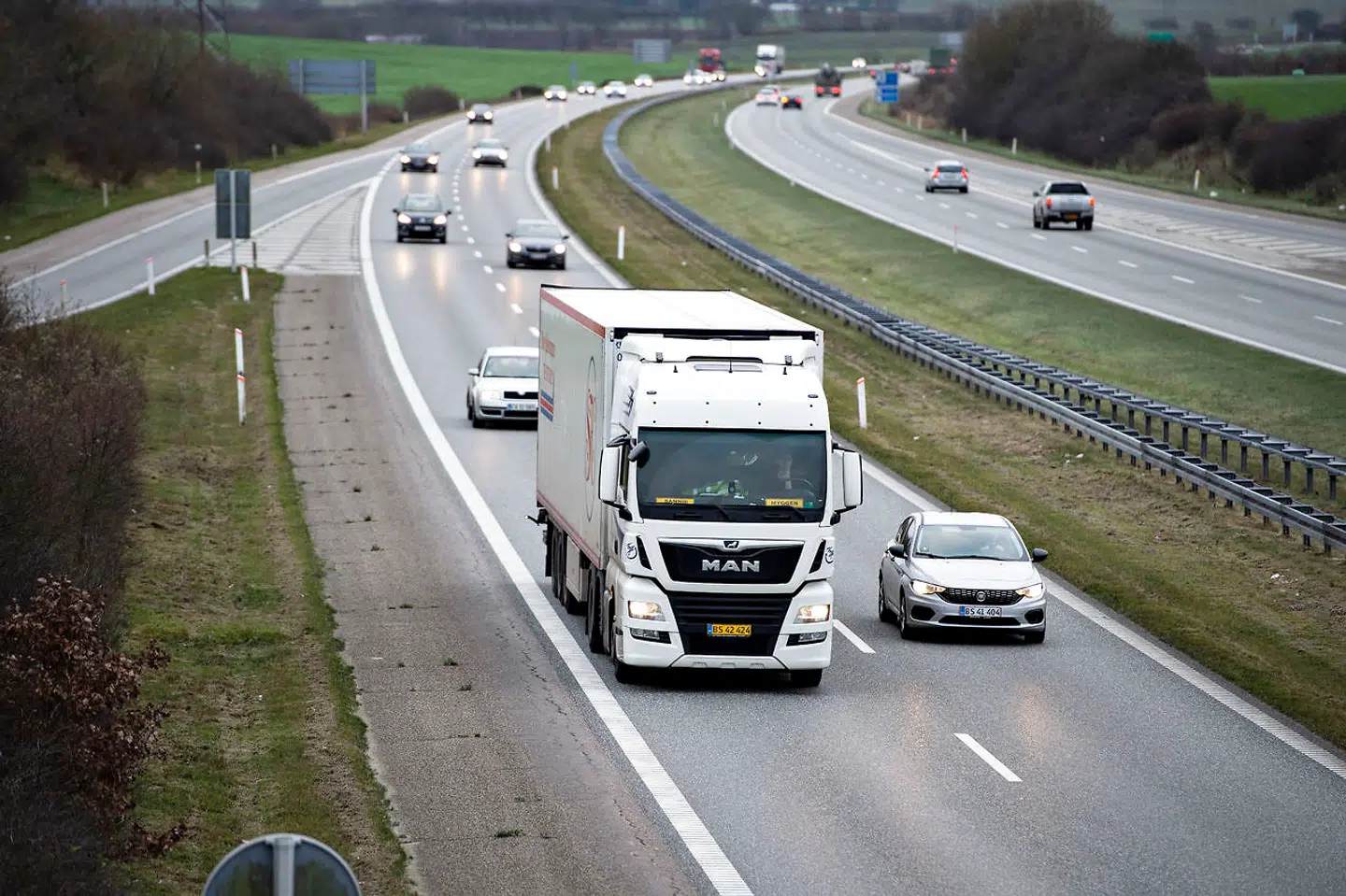 En statslig garantiramme skal være et sikkerhedsnet for danske eksportvirksomheder og arbejdspladser.