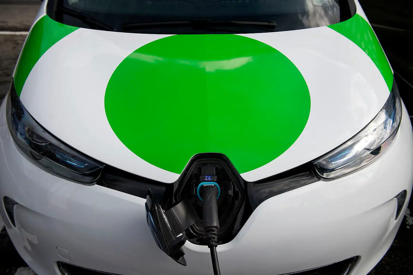 Usikkerhed om afgifterne på elbiler i 2021 kan betyde, at der vil blive importeret langt færre elbiler. Det er vigtigt at få afklaret hurtigt, mener branchen.