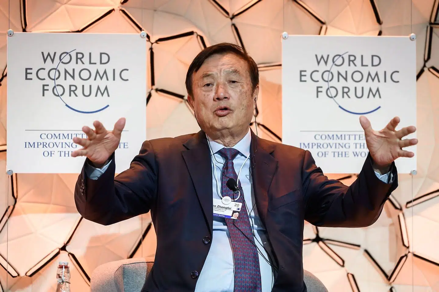 Mette Frederiksen har sat Huaweis CEO, Ren Zhengfei, grundigt til dørs.