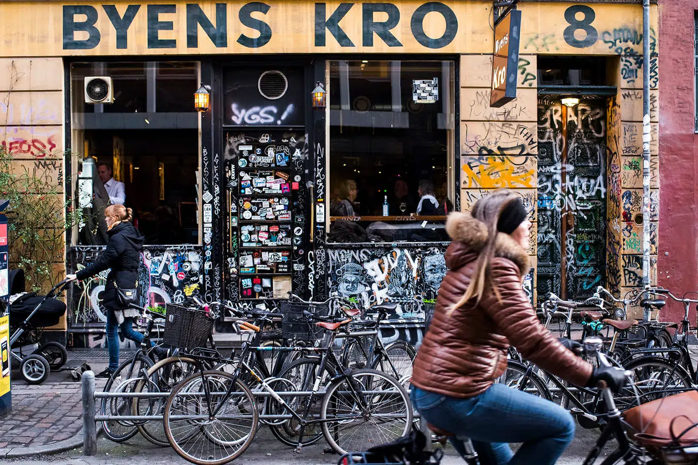 Ejeren af Byens Kro mener ikke, at der er mulighed for at tjene penge nok til at det »kan løbe rundt«, hvis hans værtshus kun må holde åbent til kl. 00.