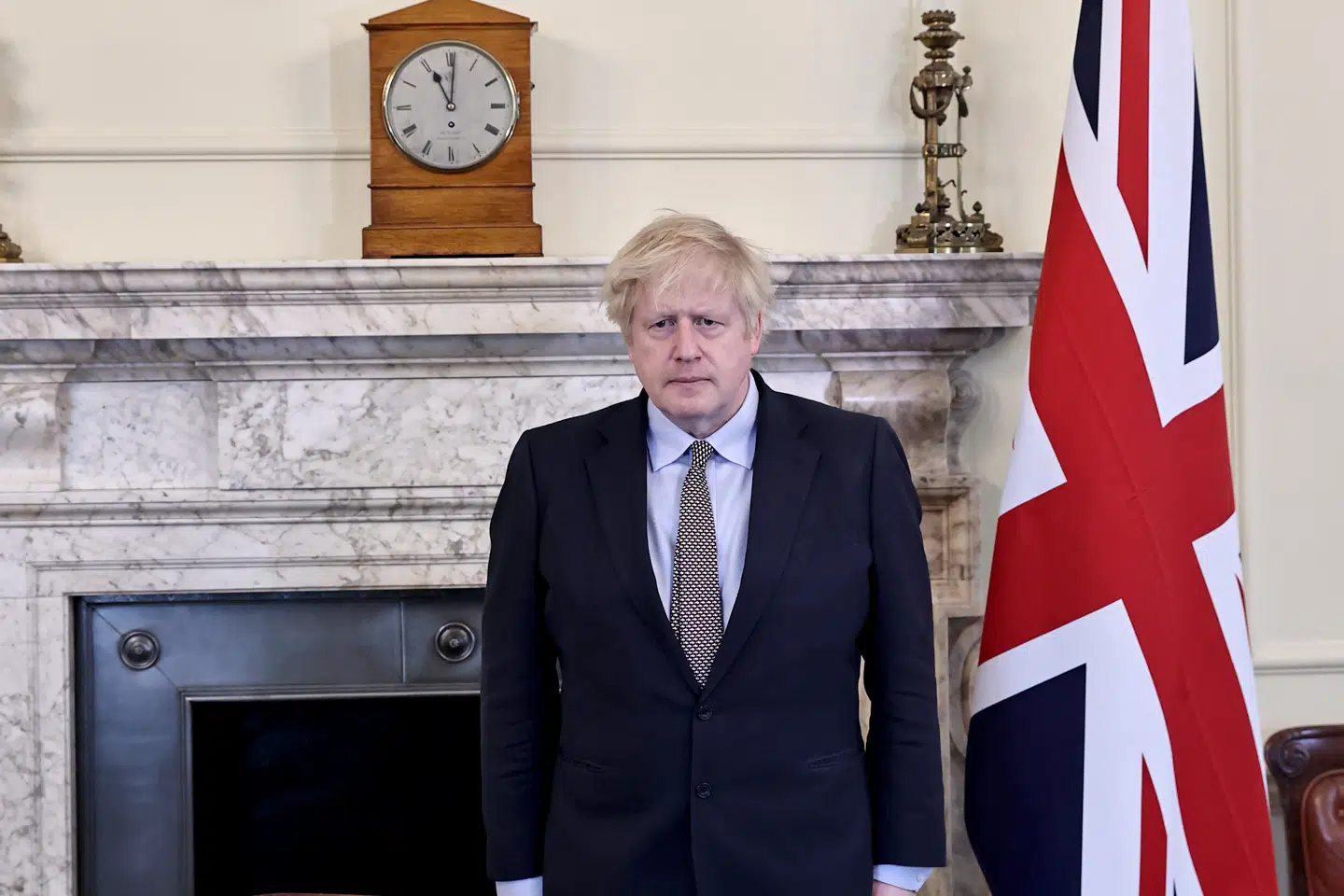 Boris Johnson beder briterne om at være tålmodige lidt endnu. Fra 1. juni kan butikkerne måske begynde at åbne i flere faser. Pool/Reuters