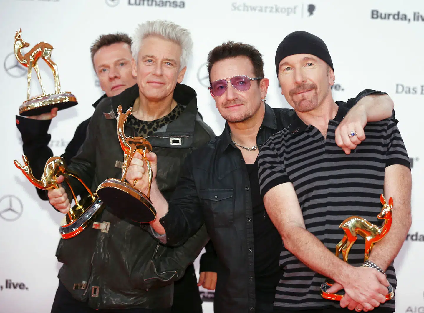 Bono sammen med bandmedlemmerne, Larry Mullen Jr, Adam Clayton og the Edge.