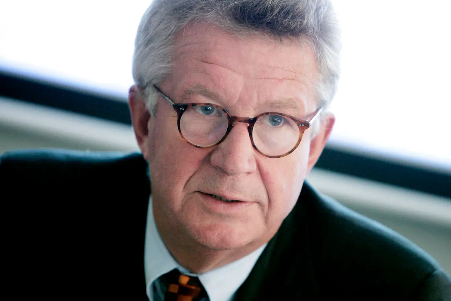 Norge, Finland og Danmark vil løbe om kap med de høje svenske dødstal til efteråret, mener den svenske ekspert i smitsomme sygdomme Johan Giesecke.