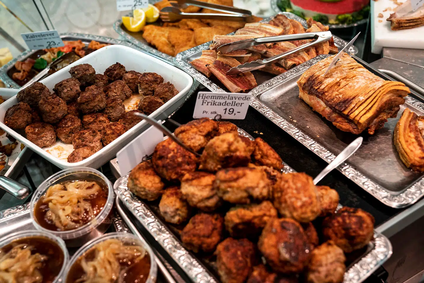 Pålæg til danskernes frokost har solgt godt under coronanedlukningen.