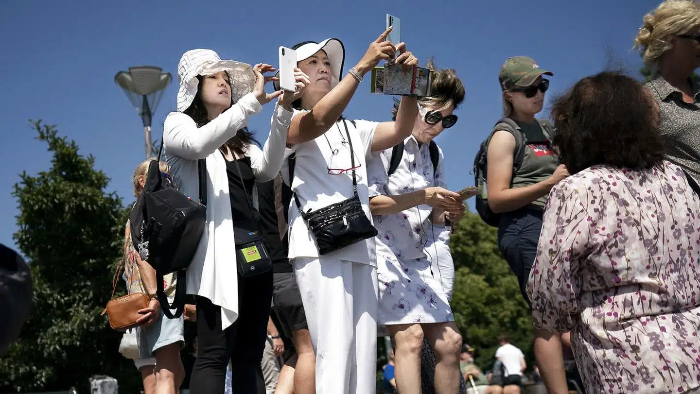 Velhavende turister fra Asien kommer i høj grad til at mangle i København til sommer, hvis ikke der lukkes op for de danske grænser.