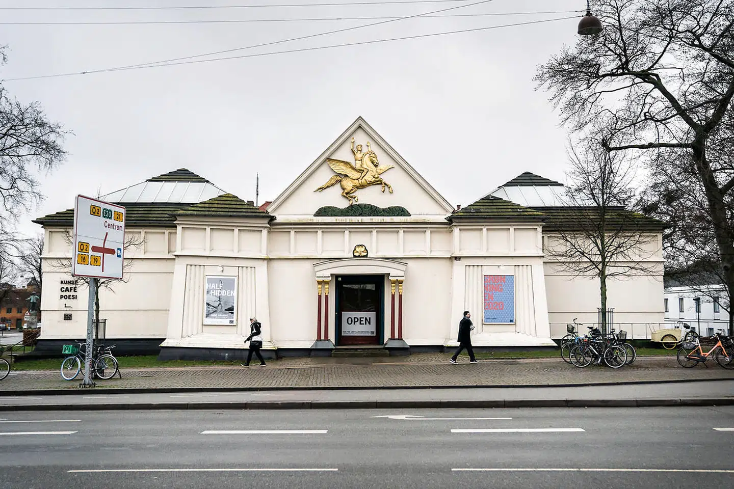 Hos Den Frie Udstillingsbygning har de ifølge dem selv helt styr på sikkerhed og hygiejne.