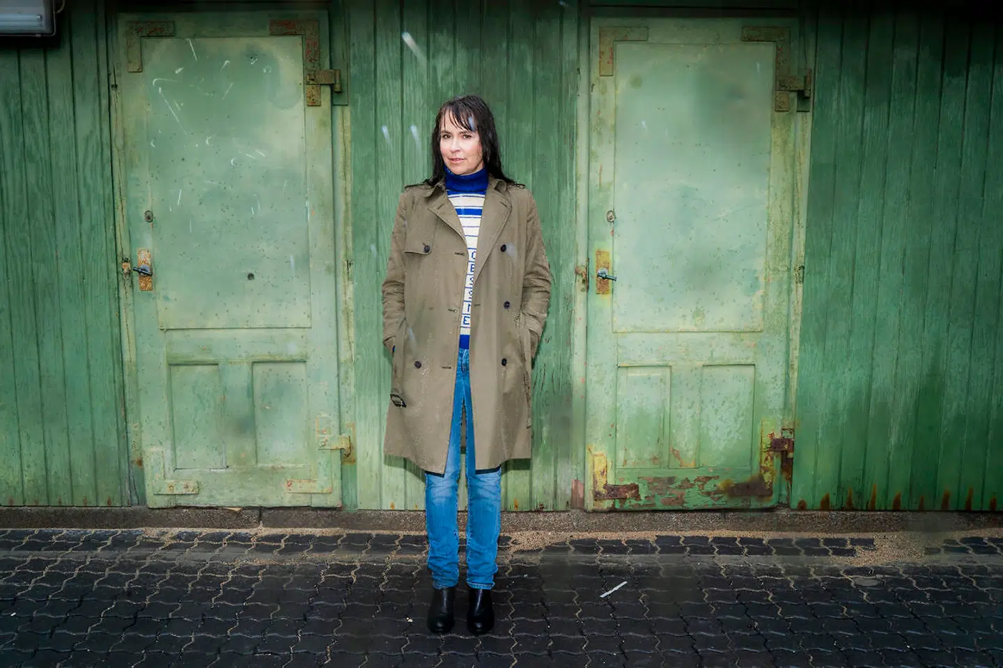 »Hvis du skulle vælge mellem at tage Moder Teresas eller Hitlers sweater på, så er der jo ingen, der har lyst til at have Hitlers sweater på, vel? Og det er det samme med effekter tilknyttet seriemordere, at der er en idé om, at ondskaben smitter af, at genstandene har en mytisk kraft,« mener forfatter og filosof Mathilde Walter Clark, som netop har udgivet essaysamlingen »Huset uden ende«.