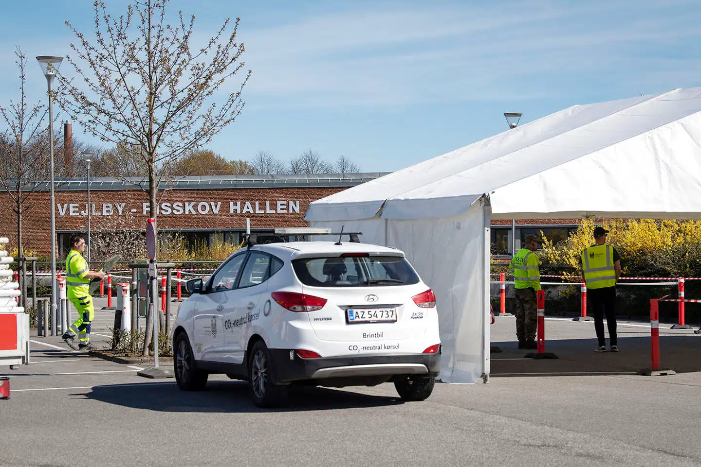 Arkivfoto. COVID-19 testtelte ved Vejlby-Risskov Hallen i Aarhus.
