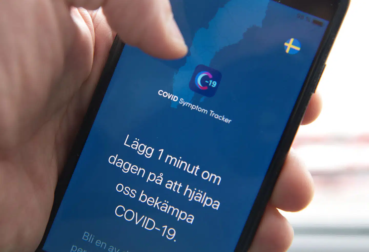Antallet af personer, der er døde i Sverige med coronavirus det seneste døgn, er opgjort til 124, oplyser den svenske sundhedsstyrelse ifølge SVT.
