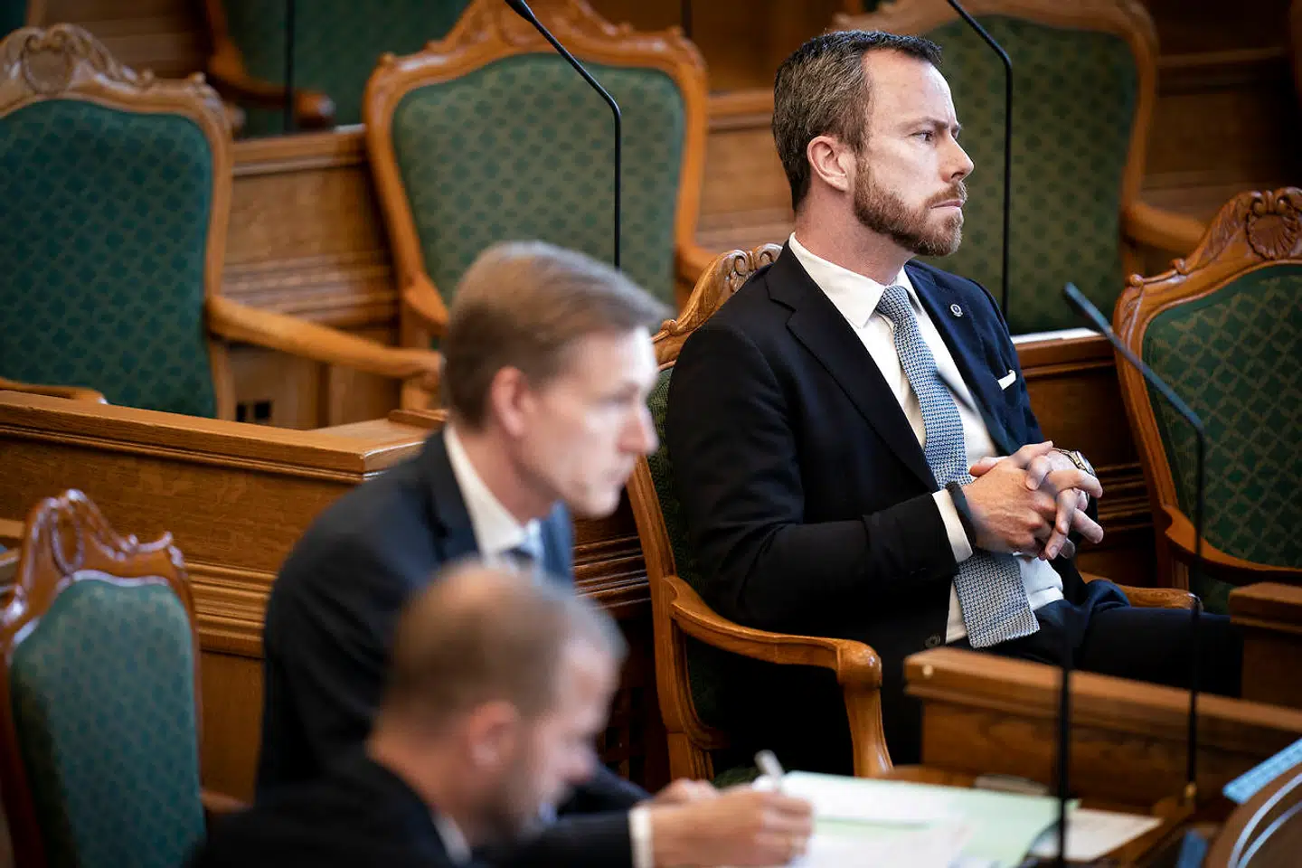 En kronik i mandagens Berlingske blotlagde ifølge politisk kommentator Lars Trier Mogensen, »hvor få idéer de borgerlige reelt har at rutte med«.