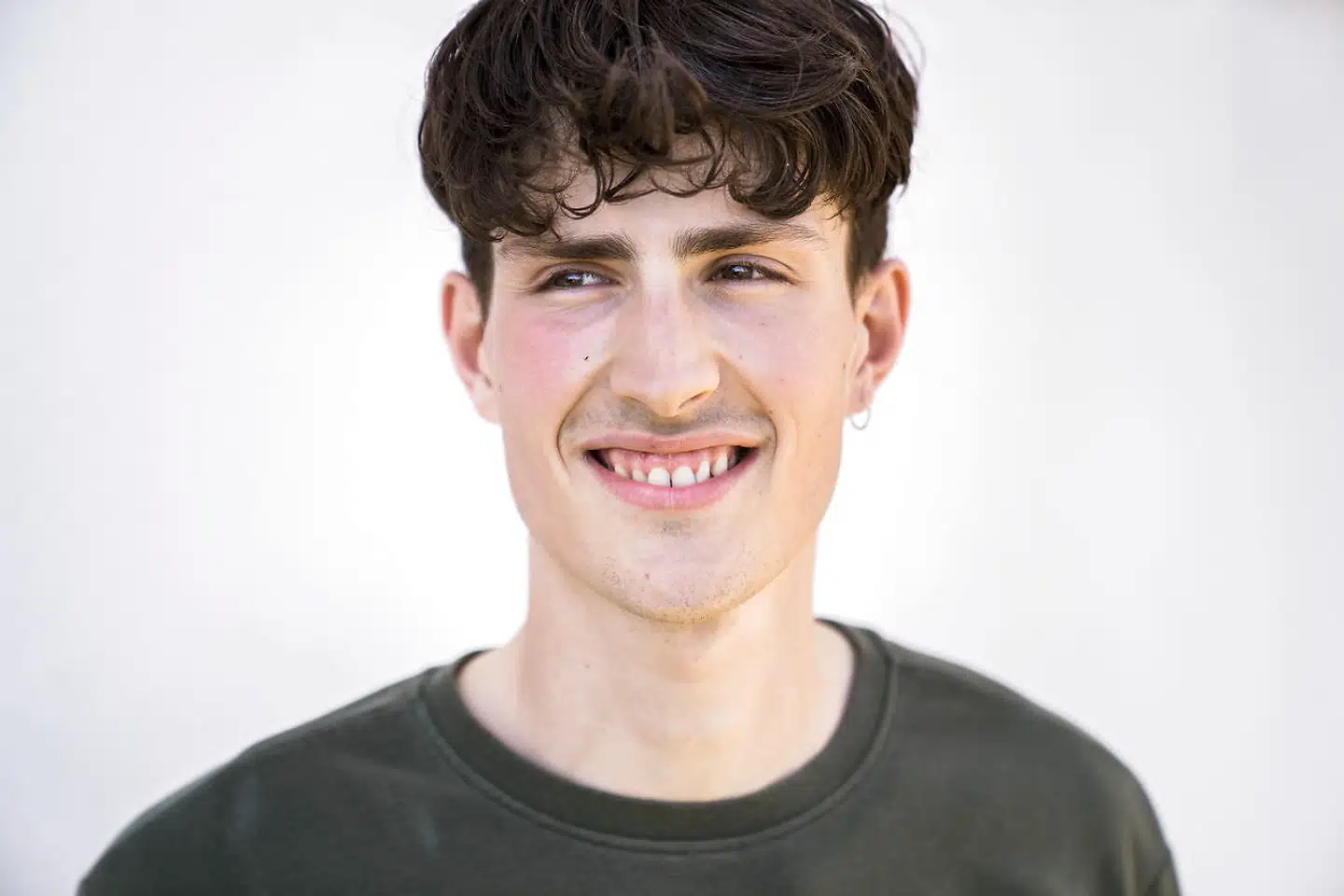 Mattias Baldi, indehaver af firmaet Den Cyklende Vinduespudser, har nu på grund af coronakrisen taget en bil i brug.