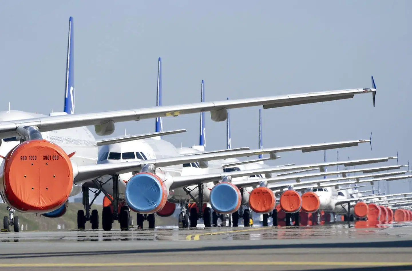 Størstedelen af SAS’ fly holder parkerede, og tusinder af flypassagerer har fået deres rejser aflyst.
