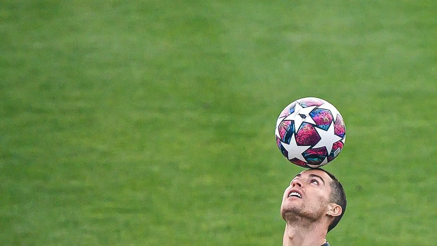 Portugisiske Christiano Ronaldo hjælper dansk tøjfirma under coronakrisen.