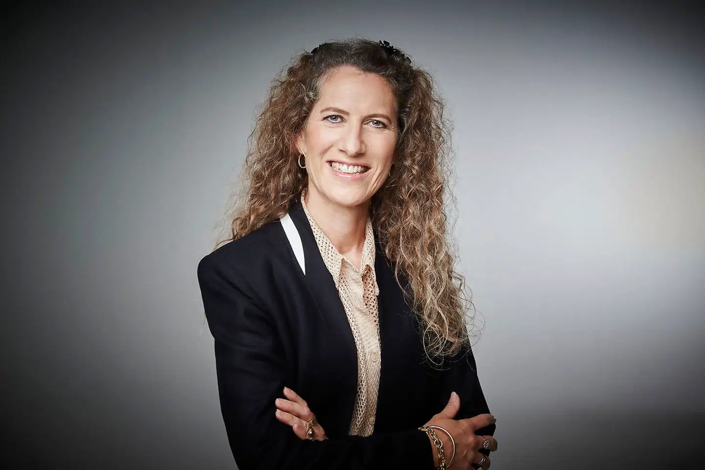 Helle Busck Fensvig, adm. direktør i Arnold Busck, har måttet smide håndkædet i ringen som følge af coronakrisen.