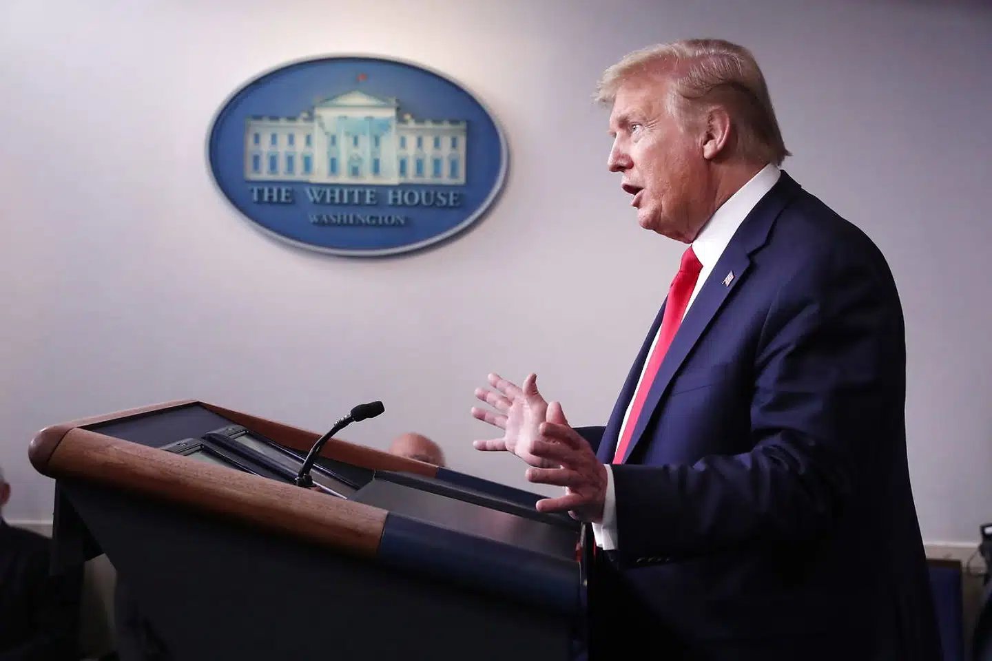 Flere politikere tvivler på, at Danmark har nok styr på USA i forhold til Grønland.