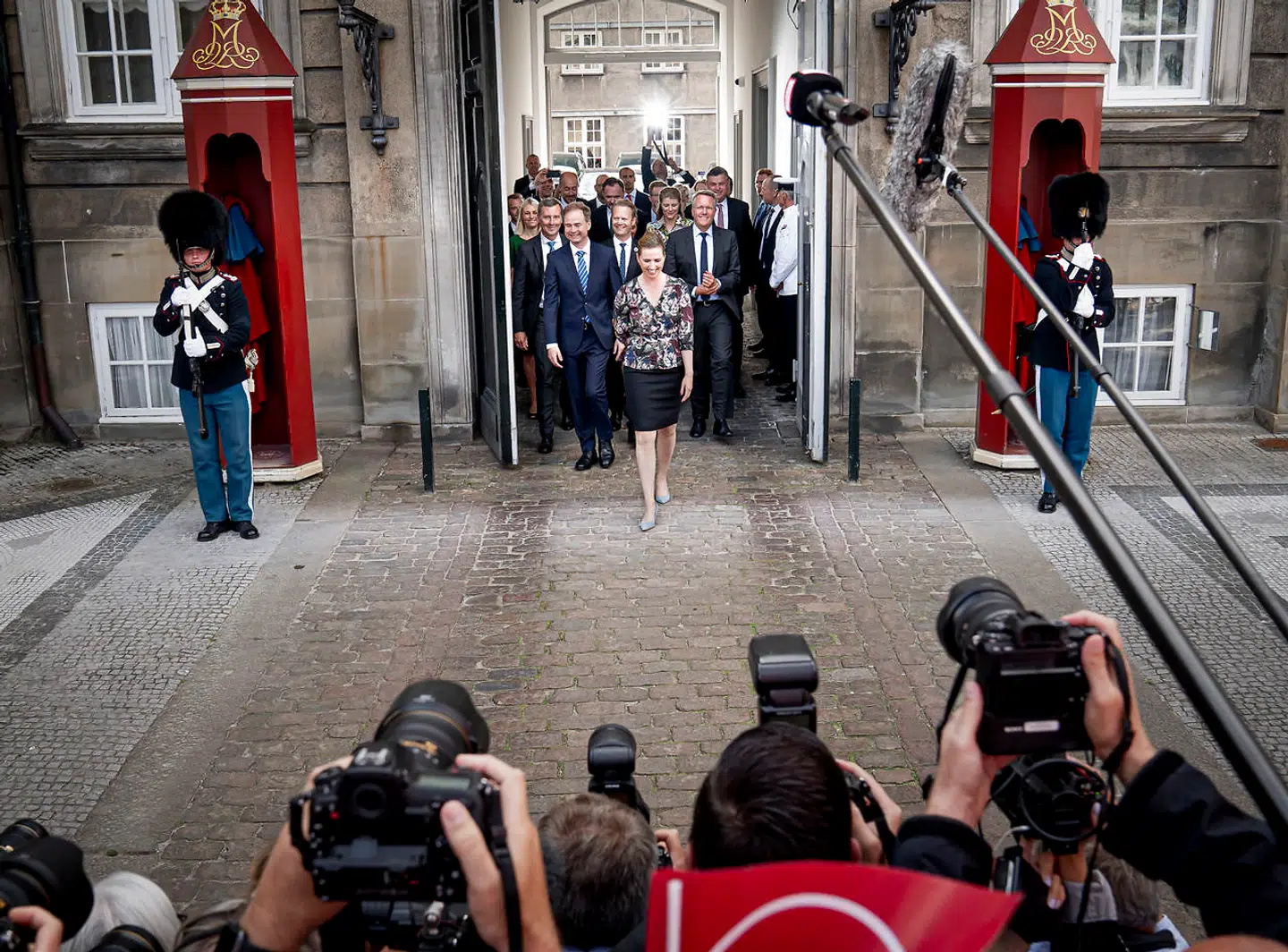 »Det viser, hvilken vægt den her regering lægger på den politiske kommunikation, og så viser det, at regeringen i den grad har sat sig på apparaturet,« siger Jørgen Grønnegaard Christensen, der er professor emeritus, om de mange udskiftninger blandt ministeriernes pressechefer.