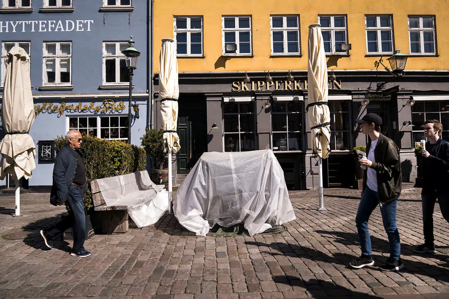 »Alt det, der i den klassiske litteratur udgør byen, er væk lige nu. Dermed bliver byen irrelevant. Den findes slet ikke nu,« siger Jesper Pagh, der er adjunkt i byplanlægning på RUC.