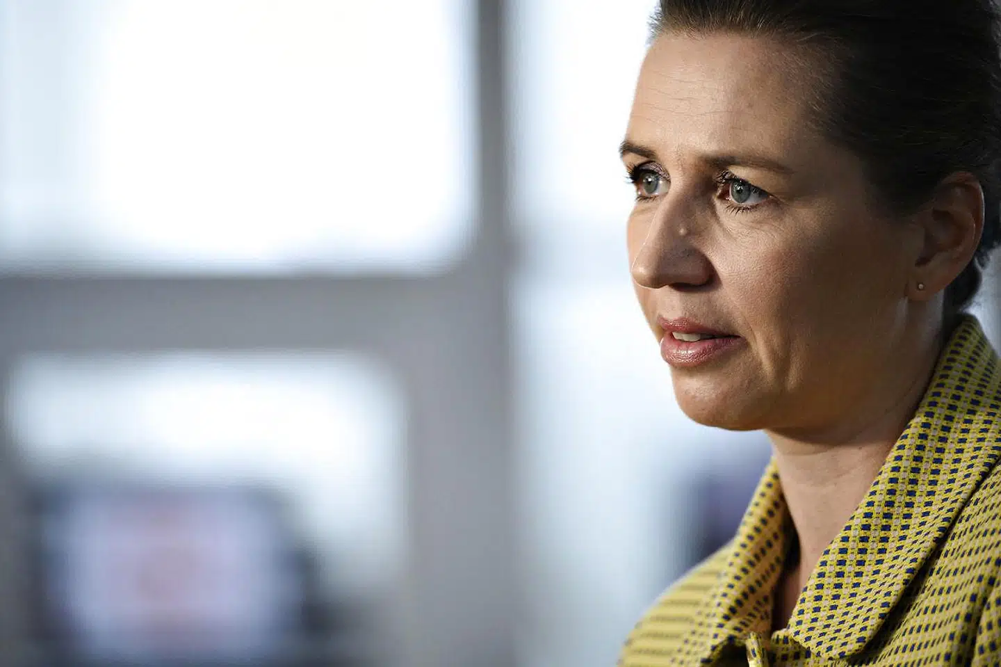 »Kære Mette Frederiksen. Ingenting bliver det samme, det har du nok ret i. Til gengæld vælger vi selv, om vi vil bruge kræfter på at få indflydelse på det nye, der kommer efter coronakrisen,« skriver Sofie Carsten Nielsen fra Radikale Venstre.