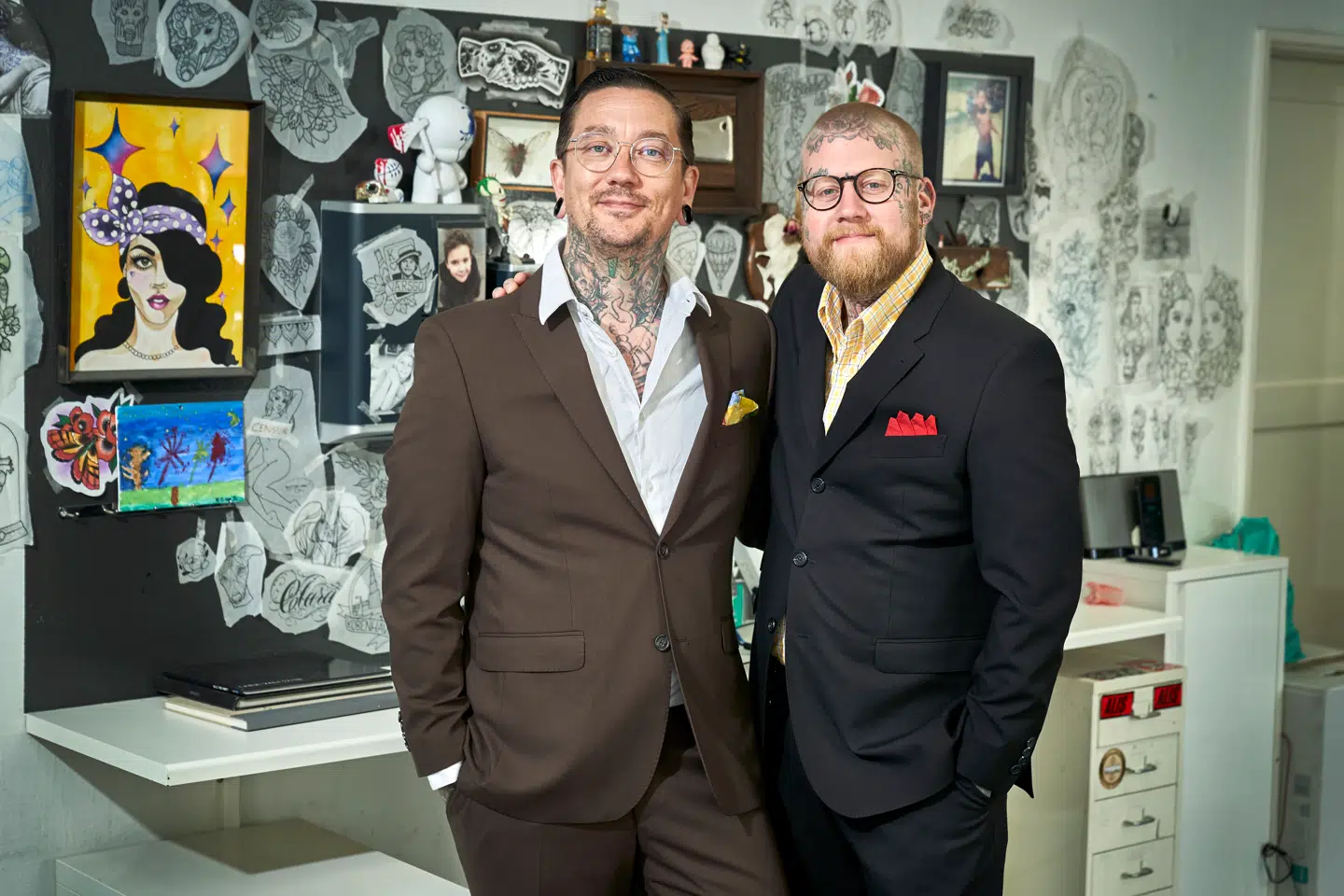 Tatovørsalonen The Old Barbershop blev landskendt efter TV3-serien »Tattoo Salonen«, hvor man fulgte ejeren Morten Barbré og hans makker Jonas Hausted.